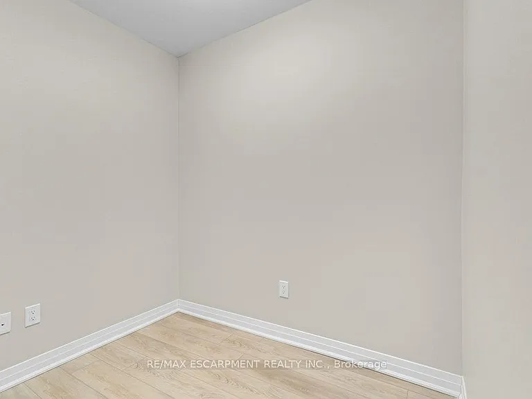 480 Gordon Krantz Ave #303 — Photo 23