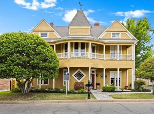 123 W Doyle St, Granbury, TX 76048