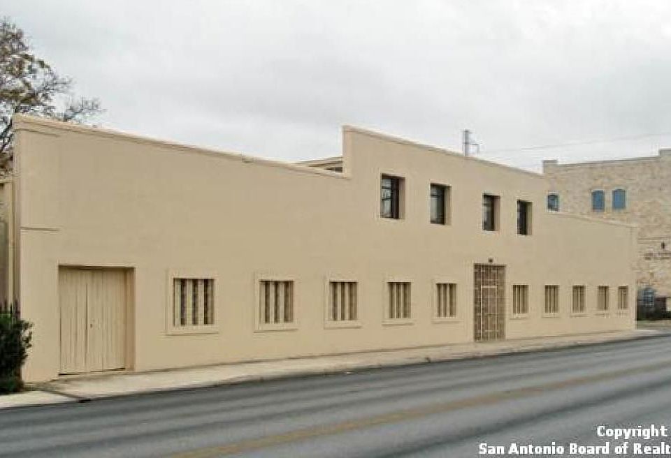 1st image of 1108 S Flores St