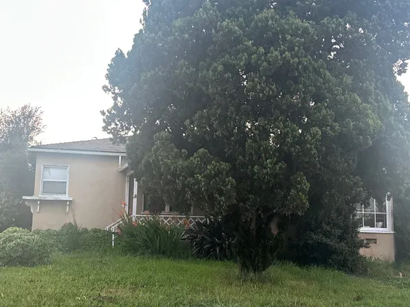 8350 Vicksburg Ave, Los Angeles, CA 90045