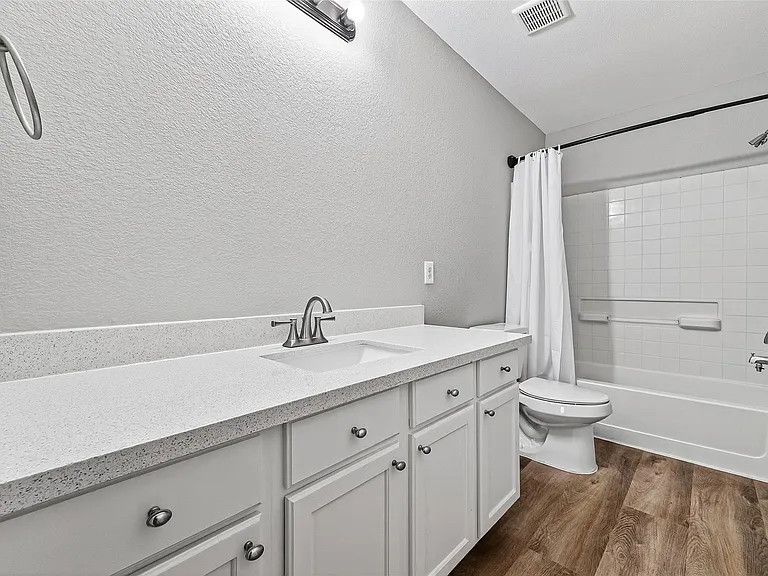18906 Dennington Dr — Photo 31