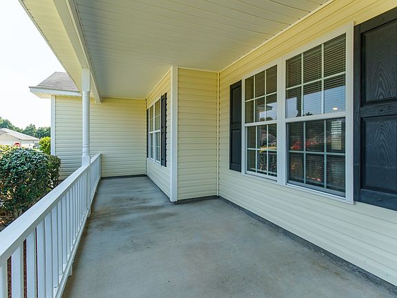 4th image of 5301 Vine Dr