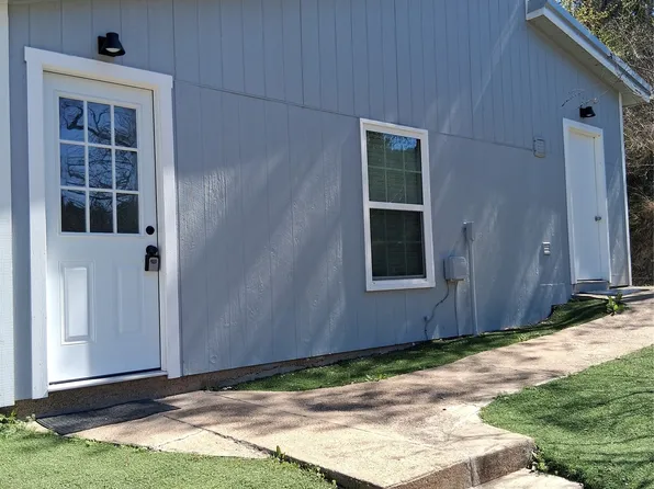 2807 Comanche Trl, Weatherford, TX 76087