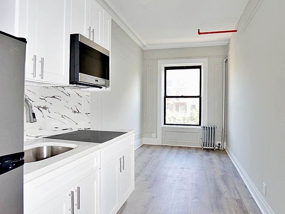 2nd image of 2110 5th Ave #3D