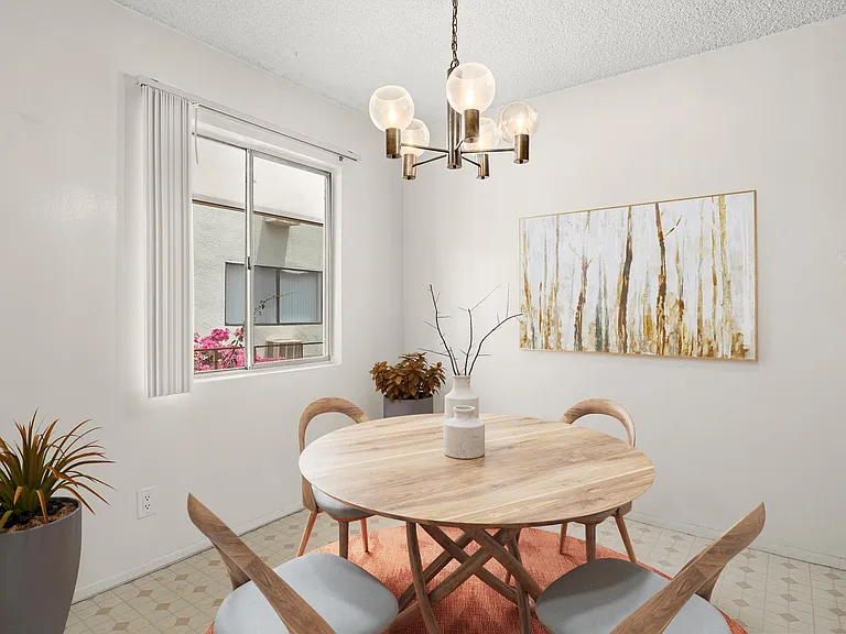 1544 N Fuller Ave #7 — Photo 9
