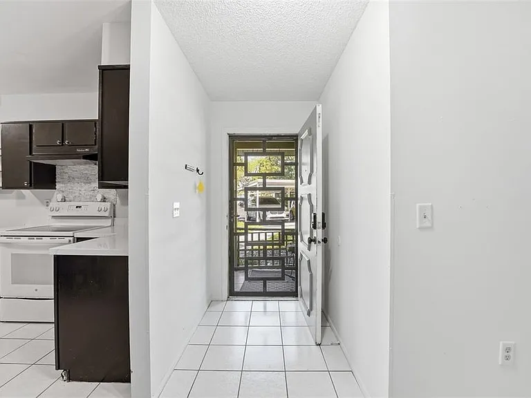 5080 Barrington Cir #3102 — Photo 15