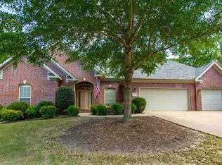 15 Windrush Point, Little Rock, AR 72211