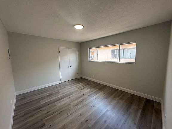 4th image of 1740 S La Brea Ave APT 5
