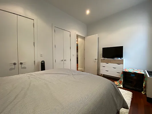 Rented by Compass | media 28