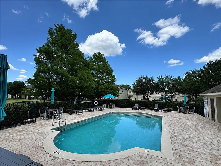 1548 Purple Plum Ln — Photo 35