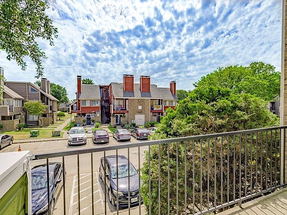 5th image of 9823 Walnut St APT L205