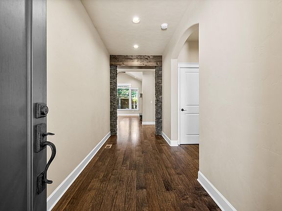 3rd image of 20819 Tamar Ln