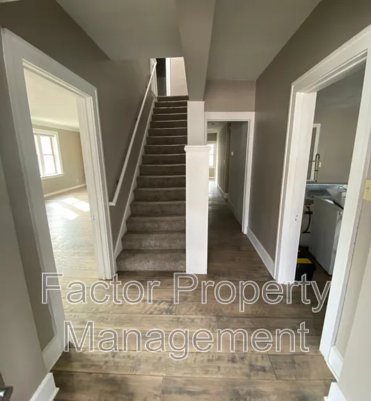 130 Parsons St — Photo 12