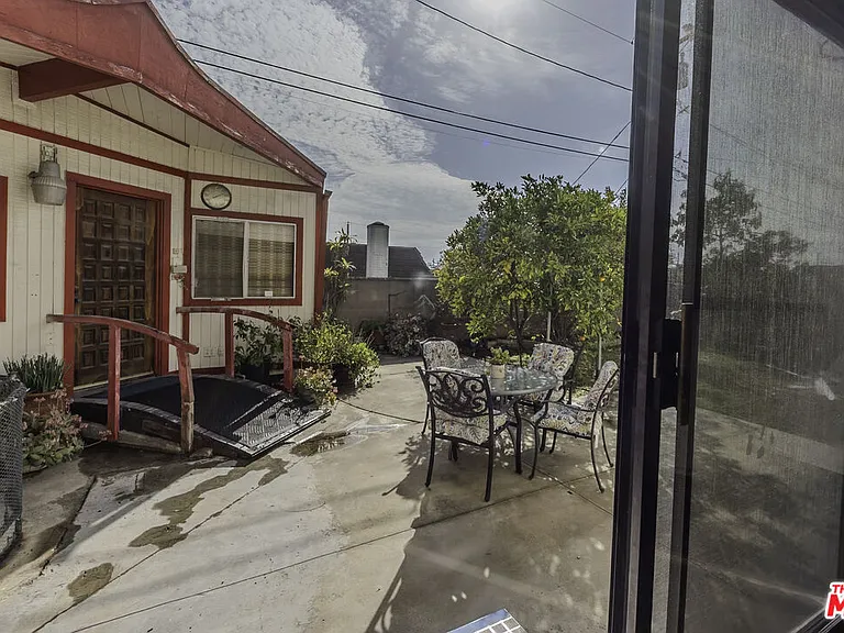 2106 W 166th St — Photo 34