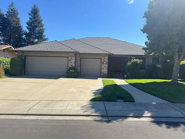 1st image of 240 Sun Valley Ct