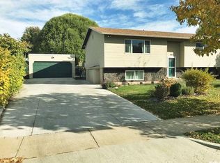 462 W 2225 S, Clearfield, UT 84015