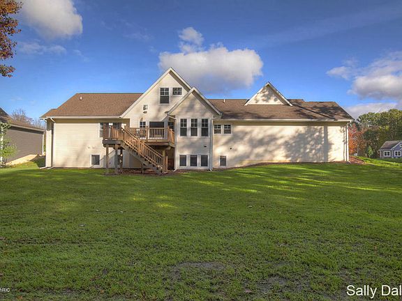 5th image of 7854 Queenie Ct