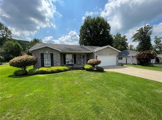 516 Bennington Pl, Hopwood, PA