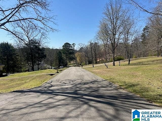 2nd image of 1605 W Riverview Rd #1