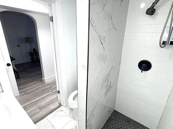 4th image of 1211 E 18th Ave APT B
