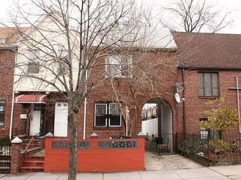 1st image of 3057 87th St