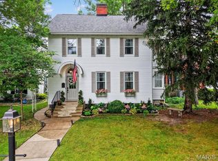 816 Monroe St, Saint Charles, MO 63301