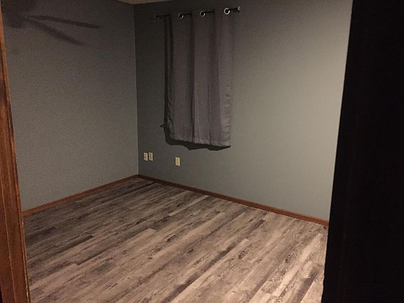 3rd image of 3012 Eaton St
