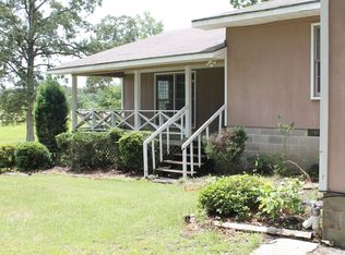 309 N Church St, Grove Hill, AL 36451