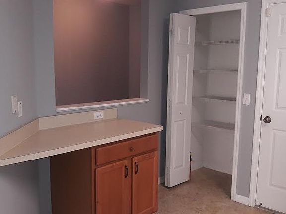 4th image of 745 Cresting Oak Cir #122