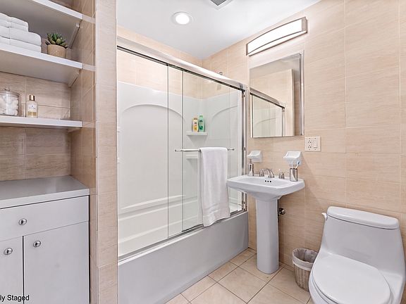 5th image of 510 Broome St #2W