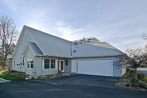 1st image of 18005 Saint Croix Trl N