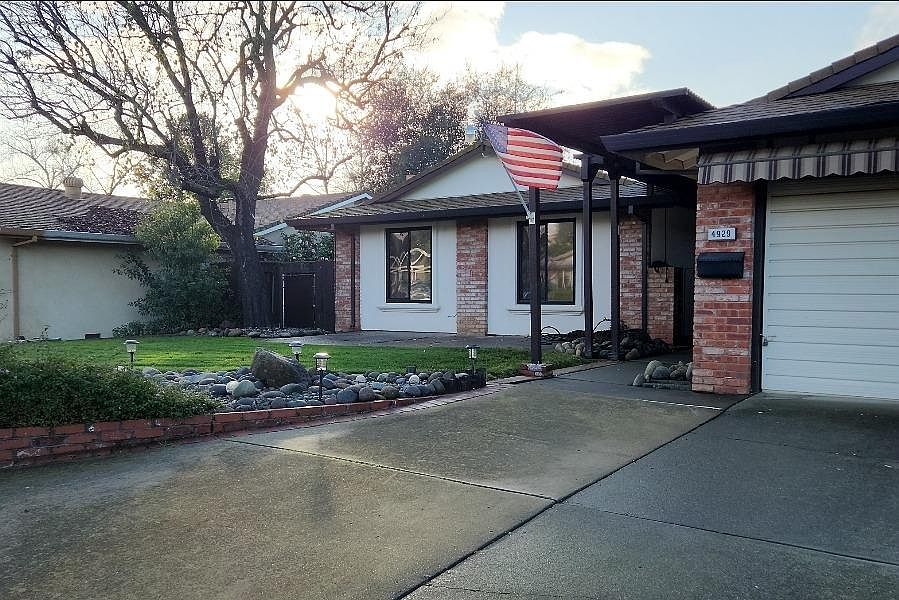 1st image of 4929 Hillhurst Dr