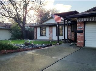 4929 Hillhurst Dr, Fair Oaks, CA 95628