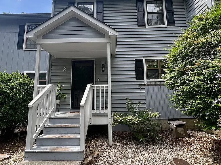 2 Willow Bridge Dr — Photo 28