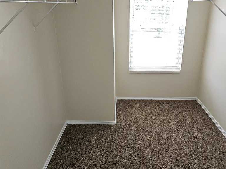 1152 Seven Oaks Blvd — Photo 22
