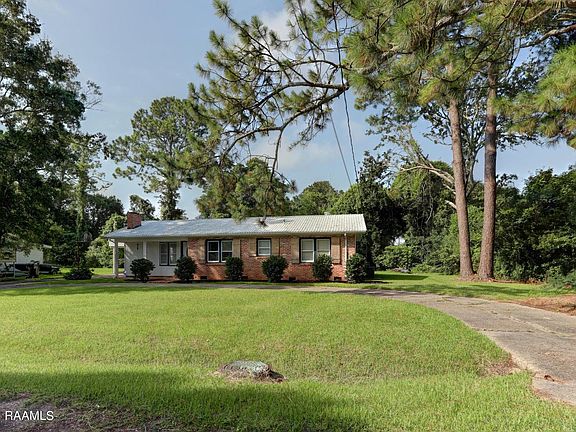 3rd image of 4000 South Dr