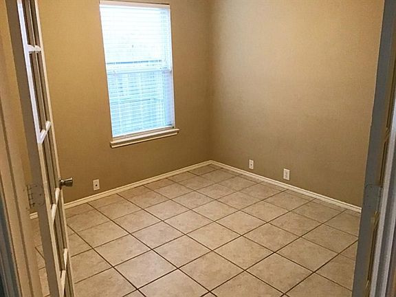 4th image of 10107 Antelope Aly