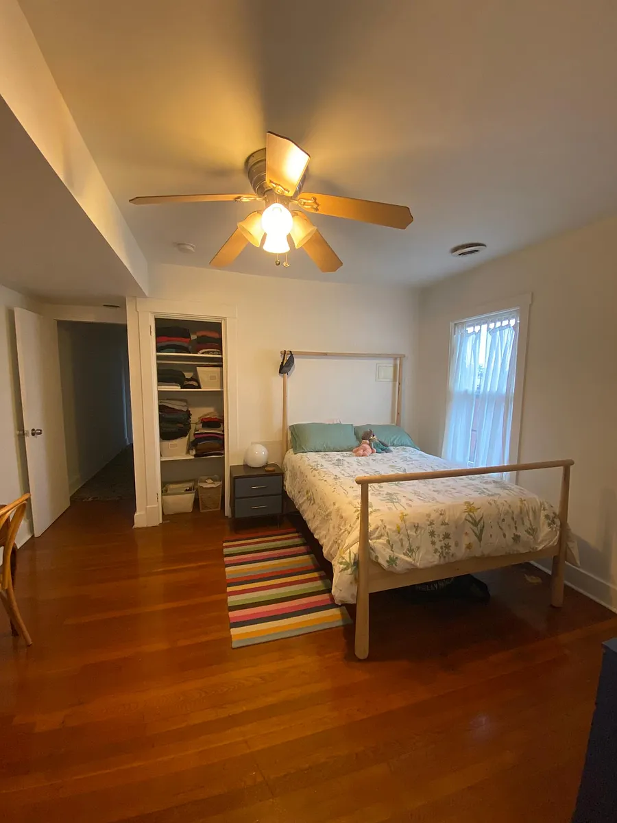 Building Photo - 5427 Penn Ave #1