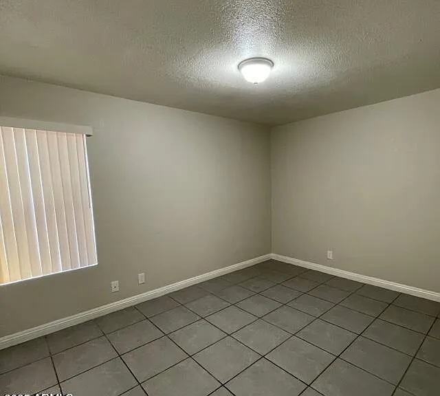 6617 W Ocotillo Rd #101 — Photo 9