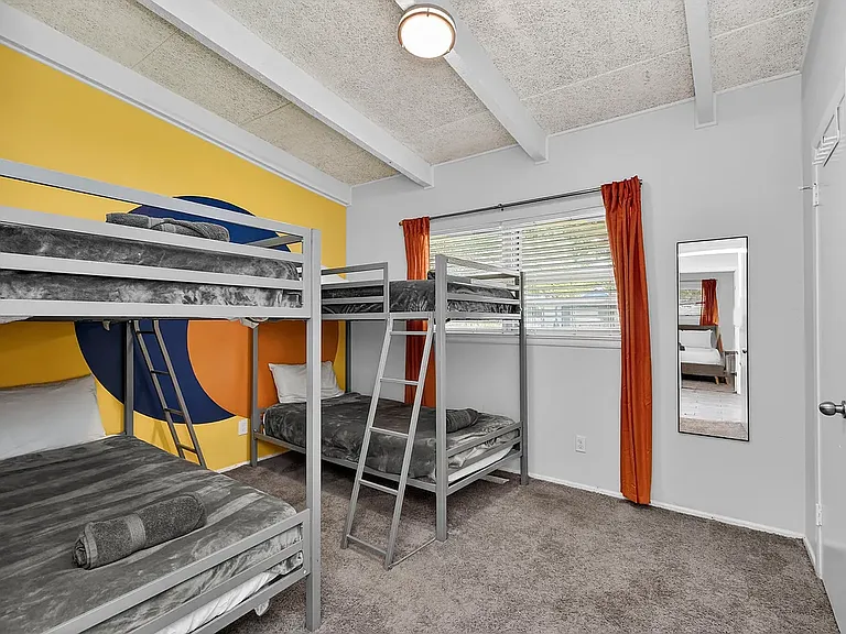 1809 Salem St — Photo 28