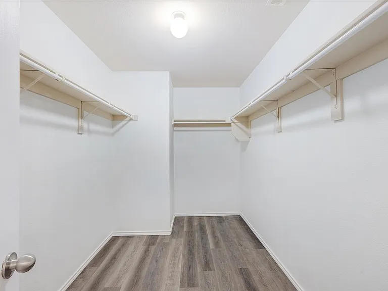 7405 Howling Coyote Ln — Photo 15