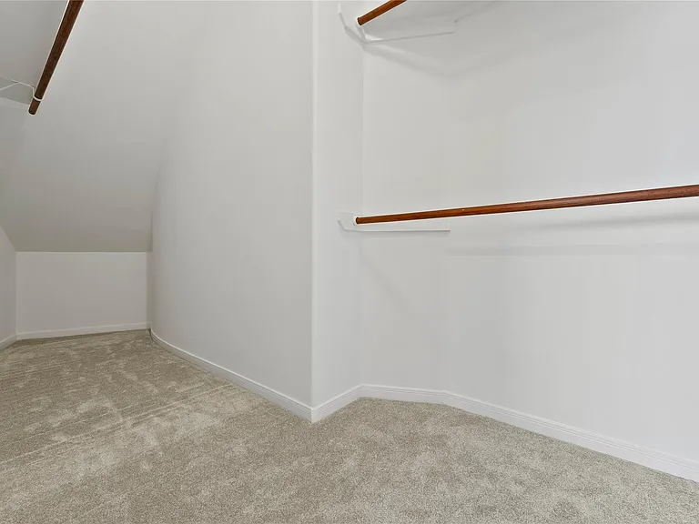 26422 Creston Woods Dr — Photo 22