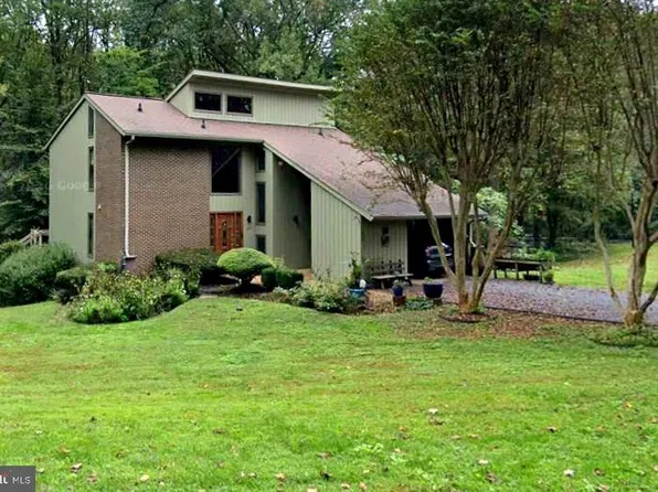 713 Harrisburg Dr, Davidsonville, MD 21035