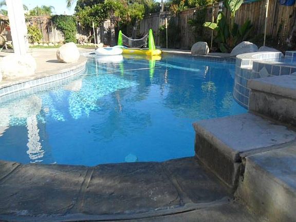Swmming Pool