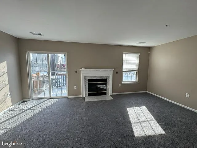 2459 Wentworth Dr — Photo 17
