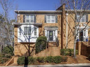 5402 Trentham Dr, Dunwoody, GA 30338