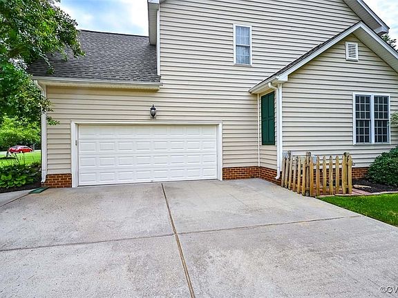 3rd image of 11505 Sethwarner Dr