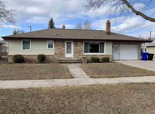 712 E McArthur St, Appleton, WI 54911