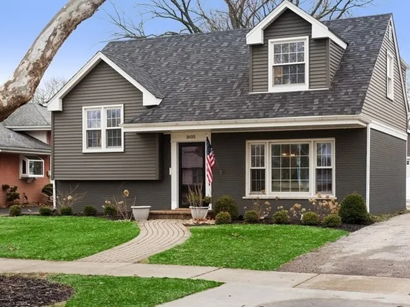 1605 S Greenwood Ave, Park Ridge, IL 60068