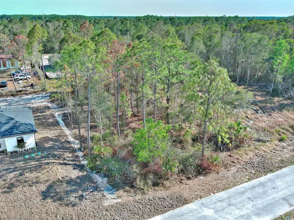 634 Ladd St, Lehigh Acres, FL 33974